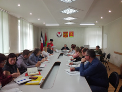 Аппаратное совещание с руководителями структурных подразделений Администрации Глазовского района Аппаратное совещание с руководителями структурных подразделений Администрации Глазовского района